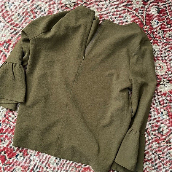 Ganni Clark Bell Sleeve Blouse - Picture 5 of 5